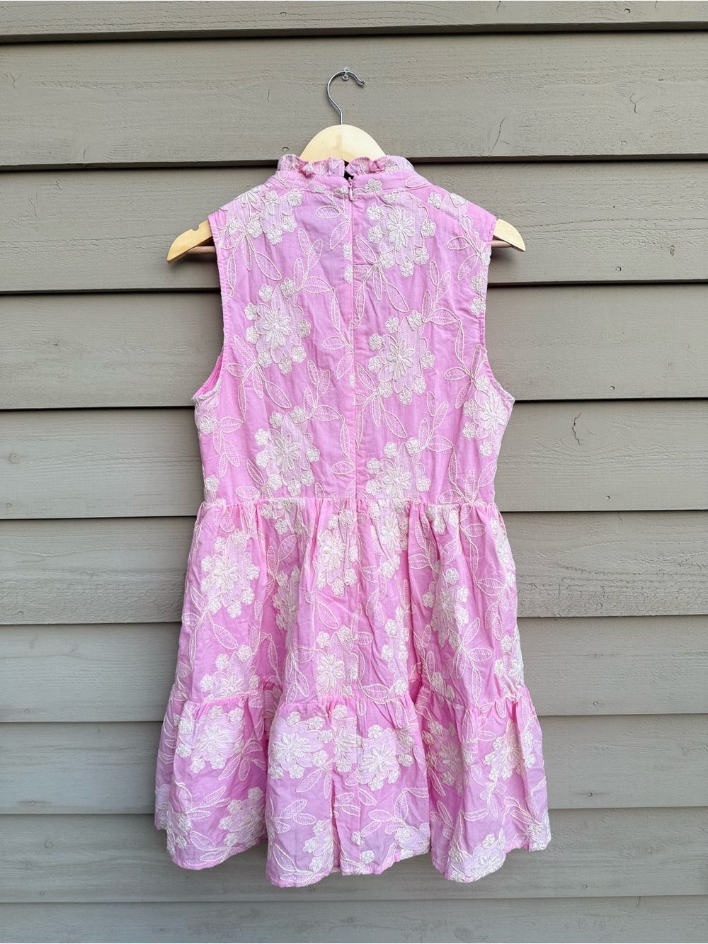 Avara Maddie Pink Lace Short Dress M NWT - Picture 9 of 14